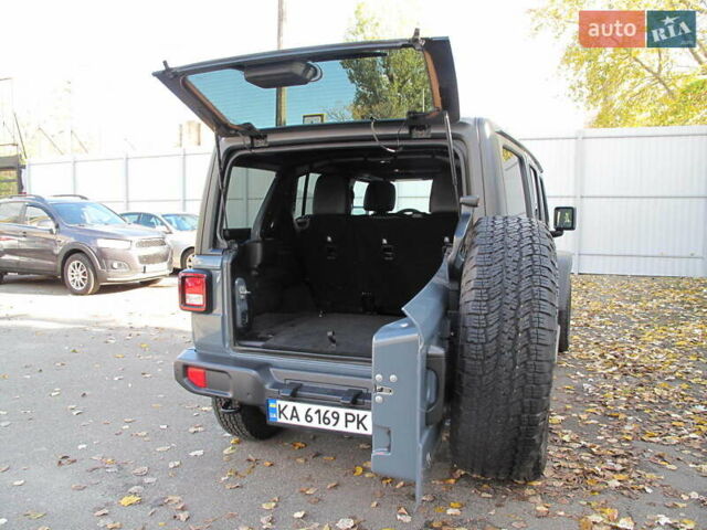 Сірий Джип Wrangler, об'ємом двигуна 2 л та пробігом 21 тис. км за 43900 $, фото 66 на Automoto.ua