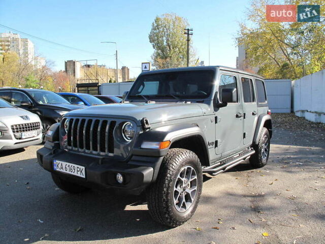 Сірий Джип Wrangler, об'ємом двигуна 2 л та пробігом 21 тис. км за 43900 $, фото 1 на Automoto.ua
