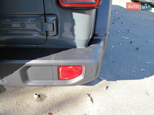 Сірий Джип Wrangler, об'ємом двигуна 2 л та пробігом 21 тис. км за 43900 $, фото 32 на Automoto.ua