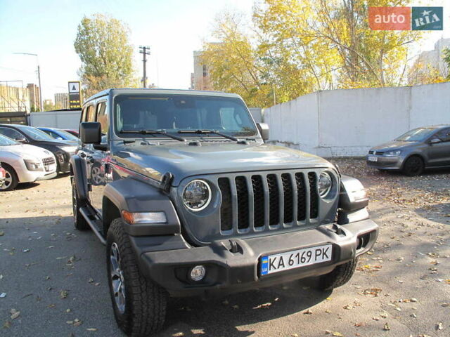 Сірий Джип Wrangler, об'ємом двигуна 2 л та пробігом 21 тис. км за 43900 $, фото 2 на Automoto.ua
