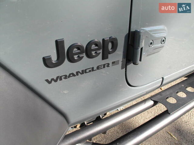 Сірий Джип Wrangler, об'ємом двигуна 2 л та пробігом 21 тис. км за 43900 $, фото 31 на Automoto.ua