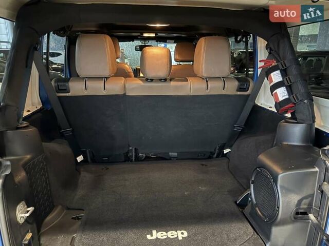Синий Джип Вранглер, объемом двигателя 2.77 л и пробегом 163 тыс. км за 32960 $, фото 24 на Automoto.ua
