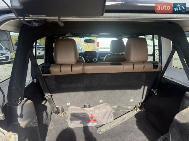 Синій Джип Wrangler, об'ємом двигуна 3.6 л та пробігом 90 тис. км за 22800 $, фото 5 на Automoto.ua
