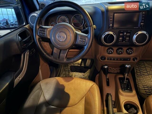 Синий Джип Вранглер, объемом двигателя 2.77 л и пробегом 163 тыс. км за 32960 $, фото 13 на Automoto.ua