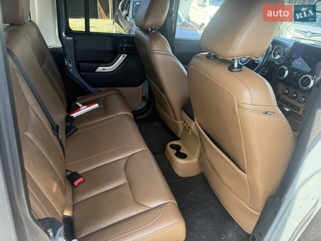 Синій Джип Wrangler, об'ємом двигуна 3.6 л та пробігом 90 тис. км за 22800 $, фото 4 на Automoto.ua