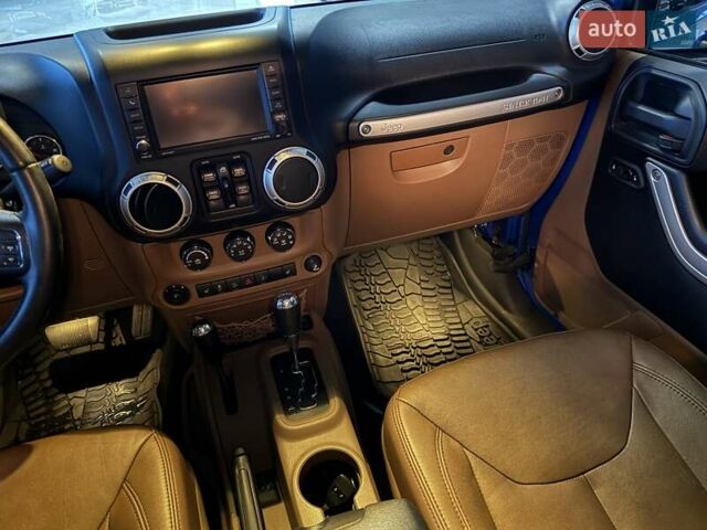 Синий Джип Вранглер, объемом двигателя 2.77 л и пробегом 163 тыс. км за 32960 $, фото 15 на Automoto.ua