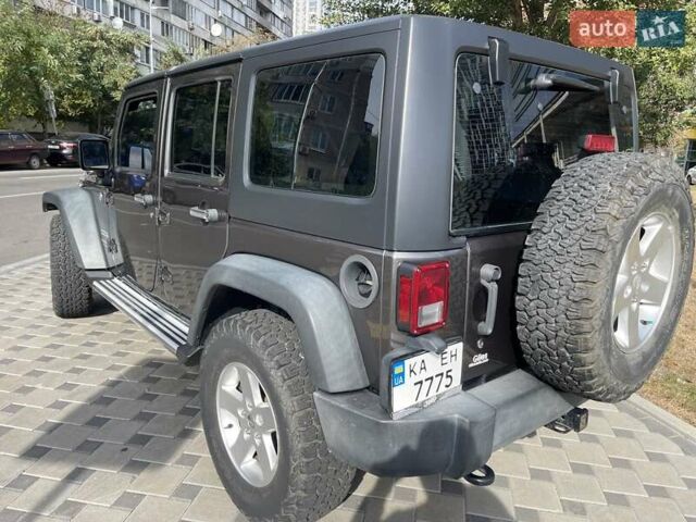 Джип Wrangler 2016 у Ставище на Automoto.ua Синій Джип Wrangler, об'ємом двигуна 3.6 л та пробігом 130 тис. км за 22900 $, фото 5 на Automoto.ua