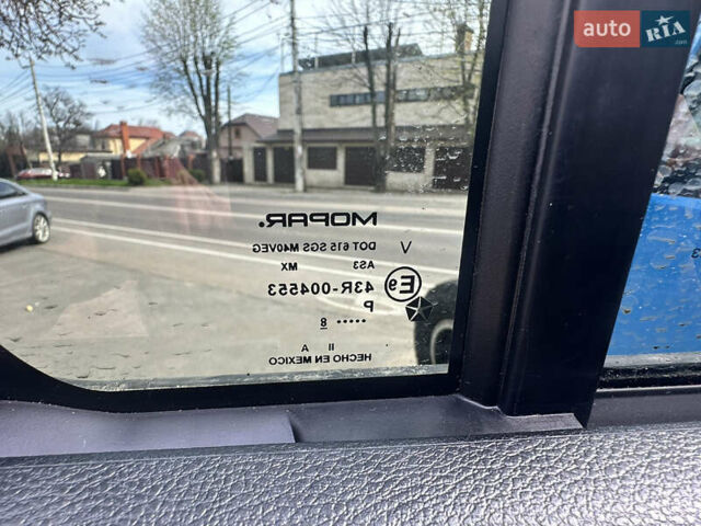 Синий Джип Вранглер, объемом двигателя 3.61 л и пробегом 80 тыс. км за 45000 $, фото 43 на Automoto.ua