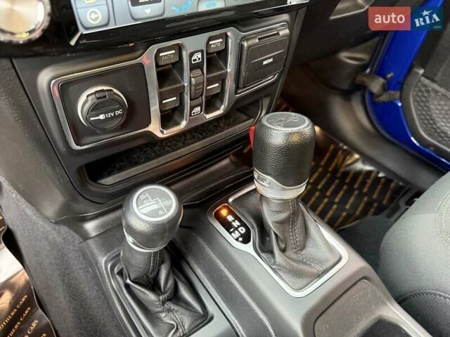 Синий Джип Вранглер, объемом двигателя 2 л и пробегом 45 тыс. км за 33500 $, фото 14 на Automoto.ua