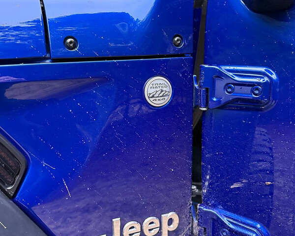 Синий Джип Вранглер, объемом двигателя 3.6 л и пробегом 85 тыс. км за 55555 $, фото 30 на Automoto.ua