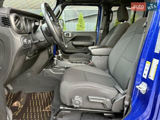 Синий Джип Вранглер, объемом двигателя 2 л и пробегом 45 тыс. км за 33500 $, фото 8 на Automoto.ua