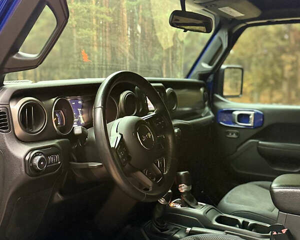 Синий Джип Вранглер, объемом двигателя 3.6 л и пробегом 85 тыс. км за 55555 $, фото 16 на Automoto.ua