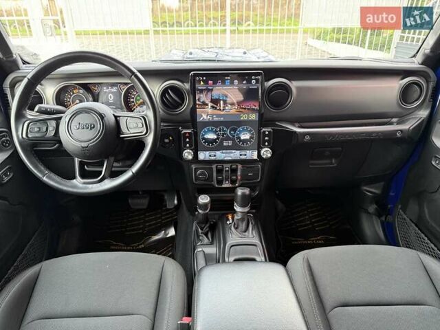 Синий Джип Вранглер, объемом двигателя 2 л и пробегом 45 тыс. км за 33500 $, фото 10 на Automoto.ua