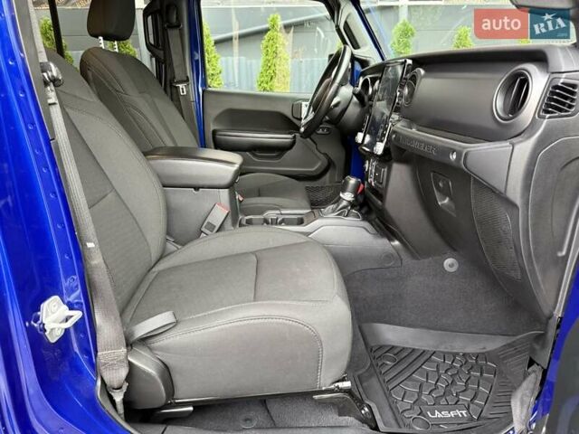 Синий Джип Вранглер, объемом двигателя 2 л и пробегом 45 тыс. км за 33500 $, фото 20 на Automoto.ua