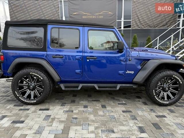 Синий Джип Вранглер, объемом двигателя 2 л и пробегом 45 тыс. км за 33500 $, фото 5 на Automoto.ua
