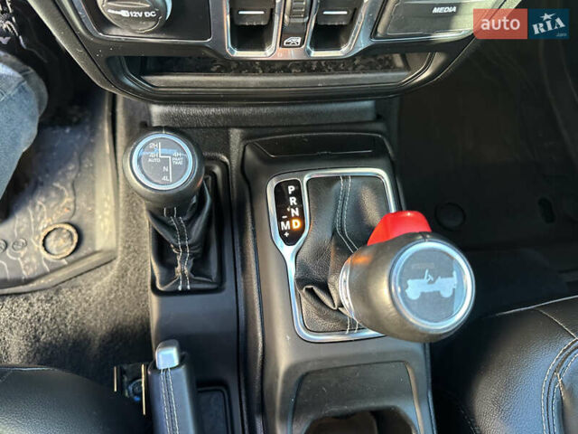 Синий Джип Вранглер, объемом двигателя 2 л и пробегом 49 тыс. км за 35500 $, фото 43 на Automoto.ua