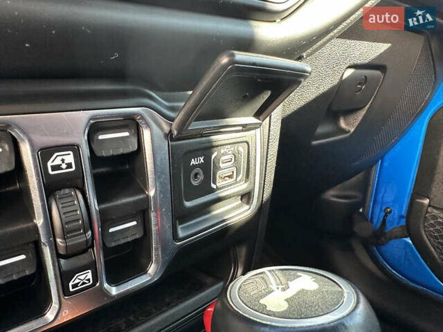 Синий Джип Вранглер, объемом двигателя 2 л и пробегом 49 тыс. км за 35500 $, фото 40 на Automoto.ua