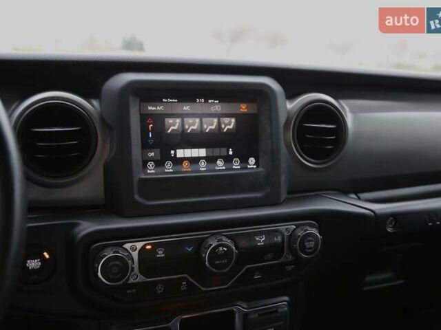 Синий Джип Вранглер, объемом двигателя 2 л и пробегом 30 тыс. км за 32000 $, фото 20 на Automoto.ua