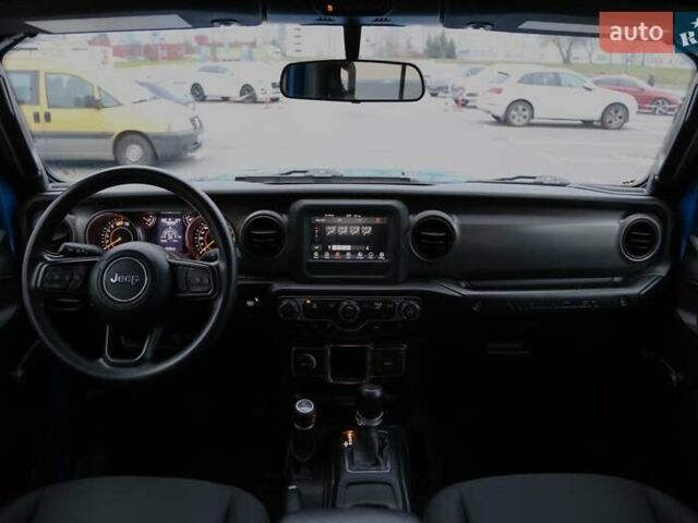 Синий Джип Вранглер, объемом двигателя 2 л и пробегом 30 тыс. км за 32000 $, фото 12 на Automoto.ua