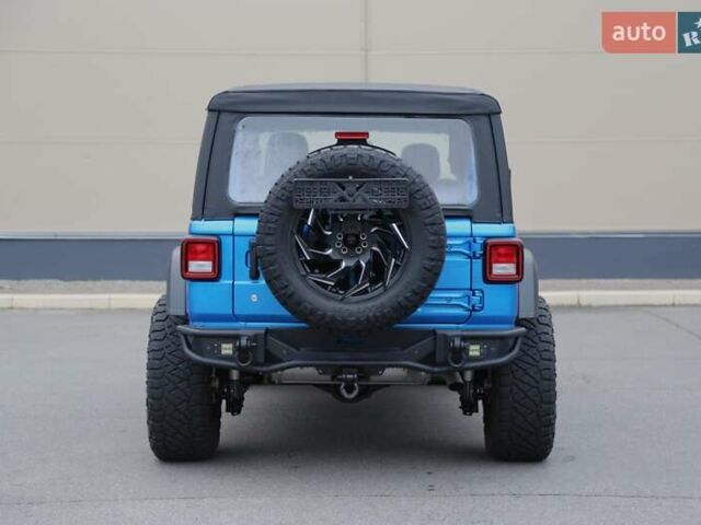 Синий Джип Вранглер, объемом двигателя 2 л и пробегом 30 тыс. км за 32000 $, фото 4 на Automoto.ua