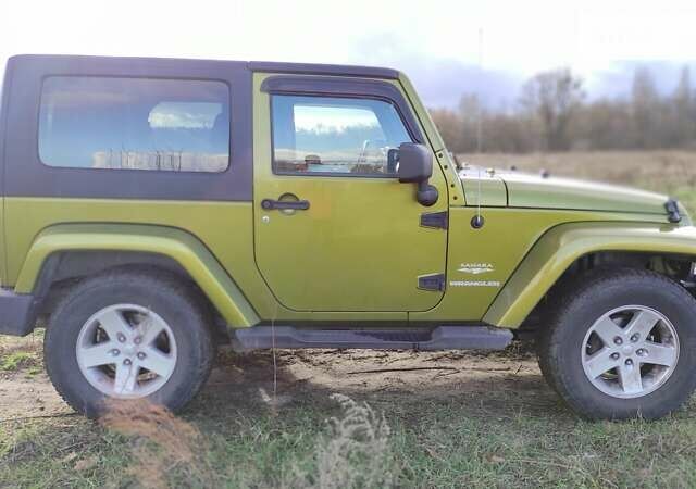 Зелений Джип Wrangler, об'ємом двигуна 3.8 л та пробігом 124 тис. км за 17000 $, фото 4 на Automoto.ua