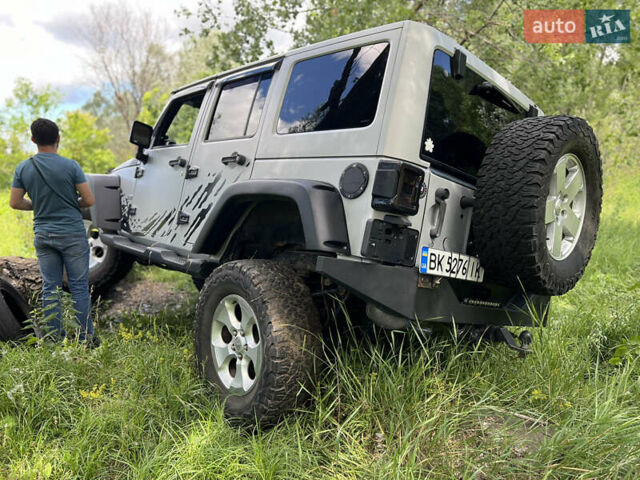 Зелений Джип Wrangler, об'ємом двигуна 3.8 л та пробігом 90 тис. км за 29000 $, фото 42 на Automoto.ua