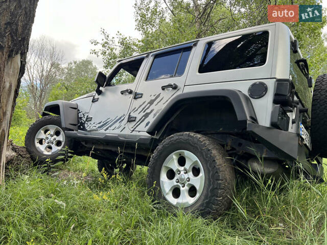 Зелений Джип Wrangler, об'ємом двигуна 3.8 л та пробігом 90 тис. км за 29000 $, фото 45 на Automoto.ua