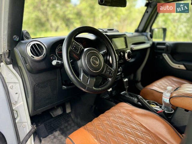 Зелений Джип Wrangler, об'ємом двигуна 3.8 л та пробігом 90 тис. км за 29000 $, фото 53 на Automoto.ua