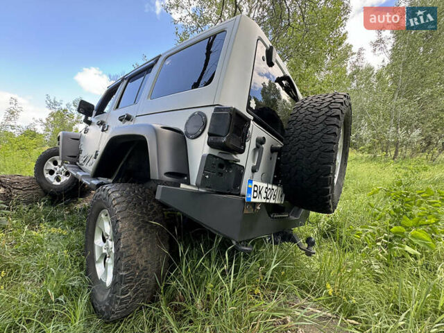 Зелений Джип Wrangler, об'ємом двигуна 3.8 л та пробігом 90 тис. км за 29000 $, фото 25 на Automoto.ua