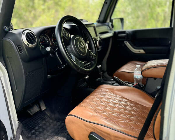 Зелений Джип Wrangler, об'ємом двигуна 3.8 л та пробігом 90 тис. км за 29000 $, фото 52 на Automoto.ua