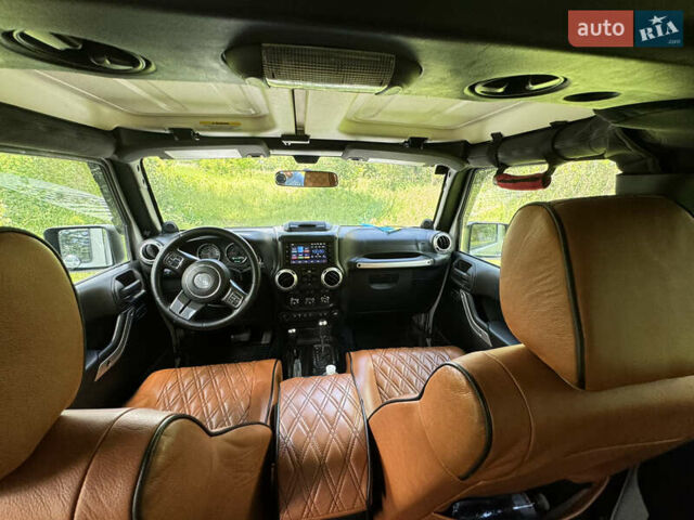 Зелений Джип Wrangler, об'ємом двигуна 3.8 л та пробігом 90 тис. км за 29000 $, фото 57 на Automoto.ua