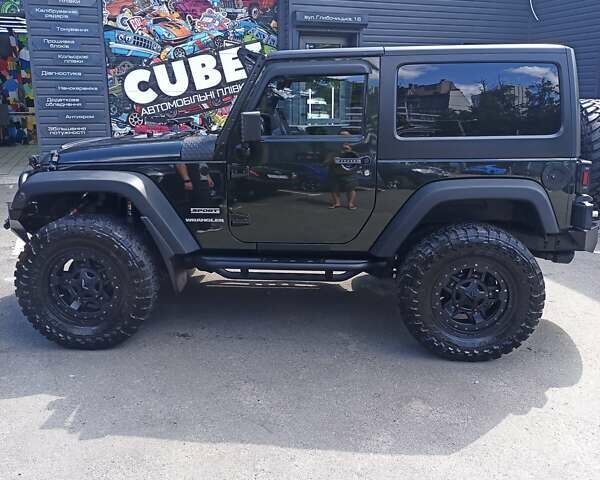 Зеленый Джип Вранглер, объемом двигателя 3.6 л и пробегом 32 тыс. км за 40000 $, фото 4 на Automoto.ua