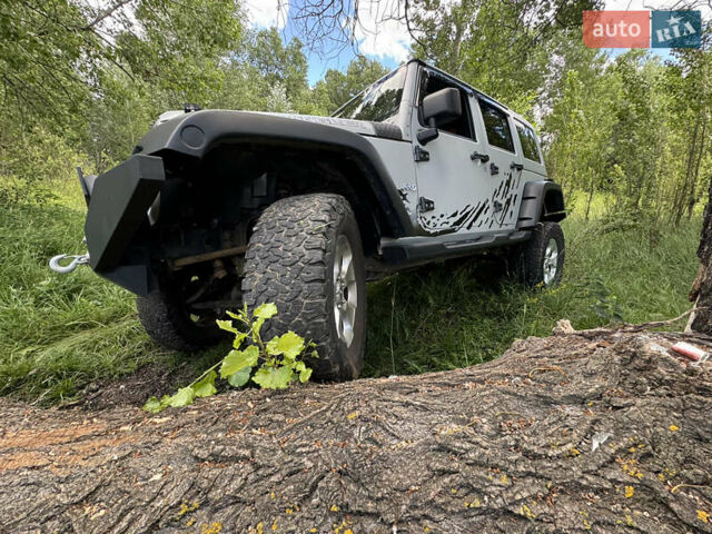 Зелений Джип Wrangler, об'ємом двигуна 3.8 л та пробігом 90 тис. км за 29000 $, фото 24 на Automoto.ua