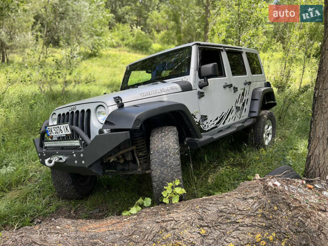 Зелений Джип Wrangler, об'ємом двигуна 3.8 л та пробігом 90 тис. км за 29000 $, фото 36 на Automoto.ua