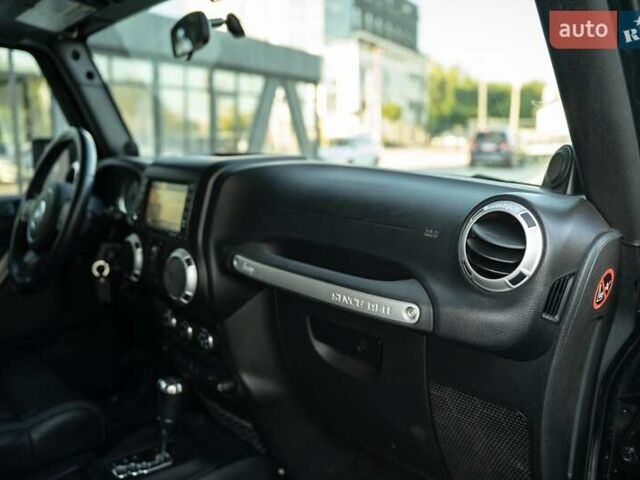 Зеленый Джип Вранглер, объемом двигателя 2.78 л и пробегом 135 тыс. км за 26900 $, фото 39 на Automoto.ua