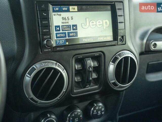 Зеленый Джип Вранглер, объемом двигателя 2.78 л и пробегом 135 тыс. км за 26900 $, фото 35 на Automoto.ua