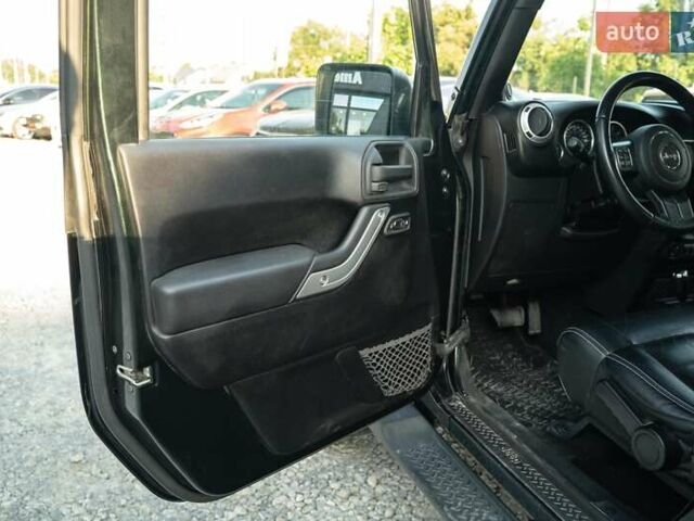 Зеленый Джип Вранглер, объемом двигателя 2.78 л и пробегом 135 тыс. км за 26900 $, фото 45 на Automoto.ua