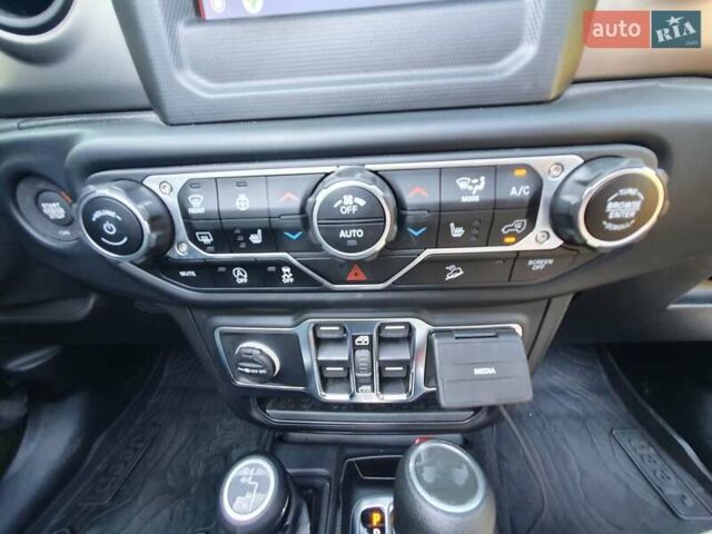 Зеленый Джип Вранглер, объемом двигателя 3.6 л и пробегом 38 тыс. км за 37000 $, фото 11 на Automoto.ua