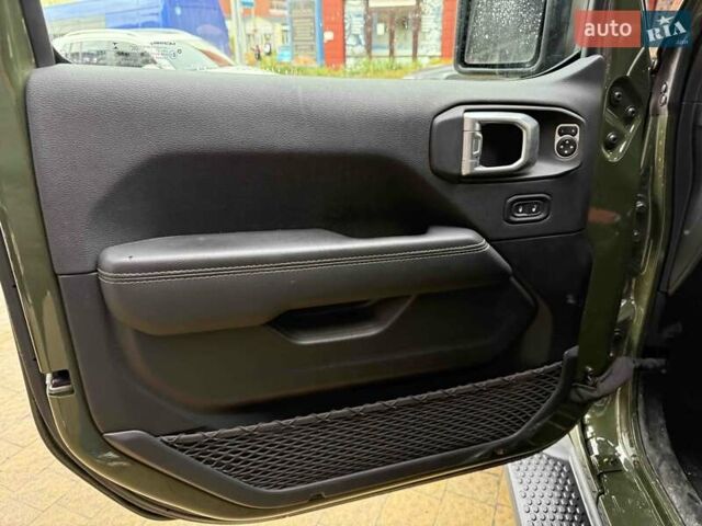 Зелений Джип Wrangler, об'ємом двигуна 3.6 л та пробігом 57 тис. км за 48900 $, фото 11 на Automoto.ua