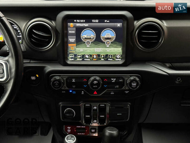 Зеленый Джип Вранглер, объемом двигателя 2 л и пробегом 31 тыс. км за 45000 $, фото 38 на Automoto.ua