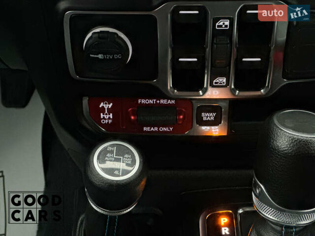 Зеленый Джип Вранглер, объемом двигателя 2 л и пробегом 31 тыс. км за 45000 $, фото 40 на Automoto.ua