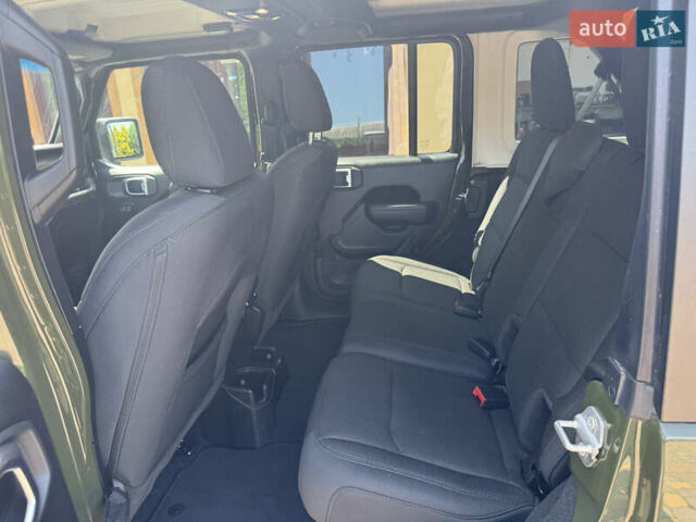 Зеленый Джип Вранглер, объемом двигателя 2 л и пробегом 50 тыс. км за 39999 $, фото 25 на Automoto.ua