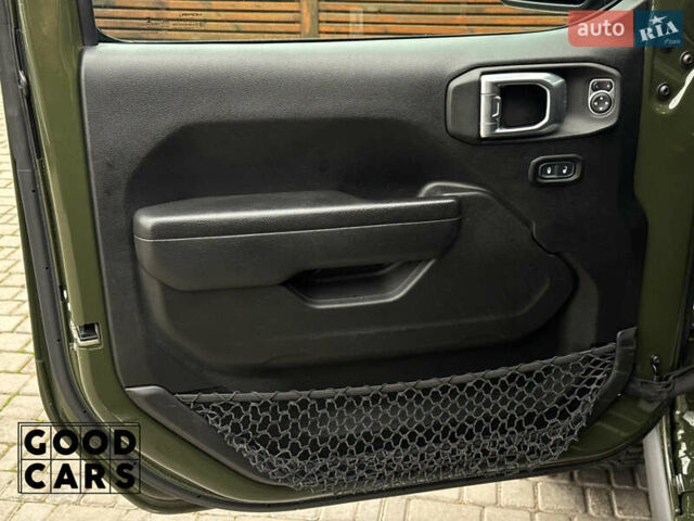 Зеленый Джип Вранглер, объемом двигателя 2 л и пробегом 31 тыс. км за 45000 $, фото 22 на Automoto.ua