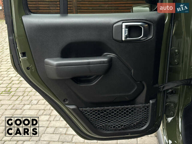 Зеленый Джип Вранглер, объемом двигателя 2 л и пробегом 31 тыс. км за 45000 $, фото 26 на Automoto.ua