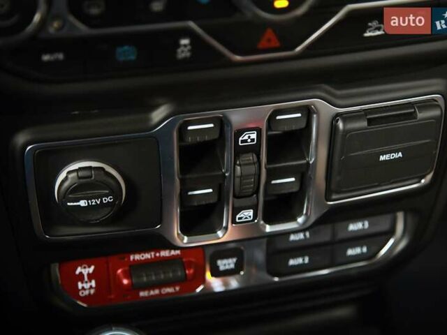 Зеленый Джип Вранглер, объемом двигателя 2 л и пробегом 26 тыс. км за 52500 $, фото 17 на Automoto.ua