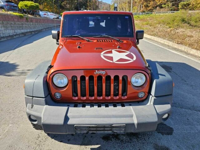 Оранжевый Джип Вранглер, объемом двигателя 2.7 л и пробегом 166 тыс. км за 6500 $, фото 1 на Automoto.ua