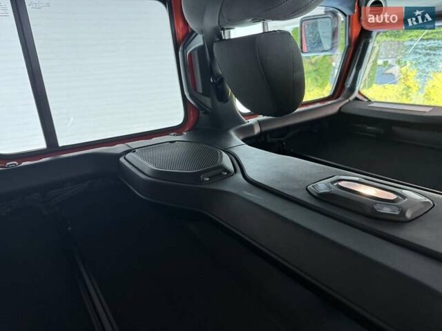 Джип Wrangler 2018 у Івано-Франківську на Automoto.ua Помаранчевий Джип Wrangler, об'ємом двигуна 3.6 л та пробігом 124 тис. км за 26500 $, фото 5 на Automoto.ua