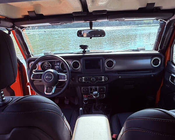 Помаранчевий Джип Wrangler, об'ємом двигуна 3.6 л та пробігом 96 тис. км за 58700 $, фото 14 на Automoto.ua