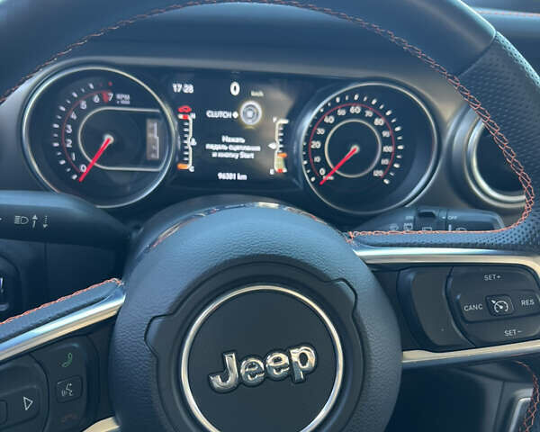 Помаранчевий Джип Wrangler, об'ємом двигуна 3.6 л та пробігом 96 тис. км за 58700 $, фото 47 на Automoto.ua