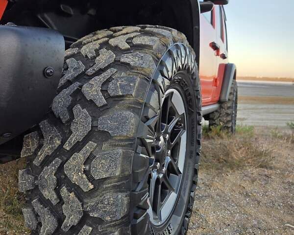 Помаранчевий Джип Wrangler, об'ємом двигуна 2 л та пробігом 69 тис. км за 40000 $, фото 40 на Automoto.ua